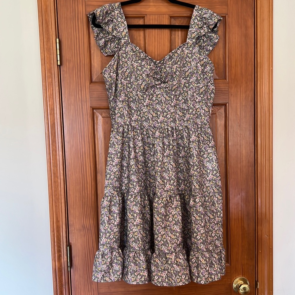 Sundress with adjustable straps. Skater dress style. Size XL. Smoke free